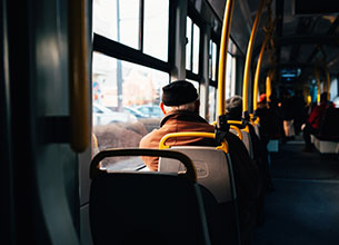 header-movil-viajeros-autobus